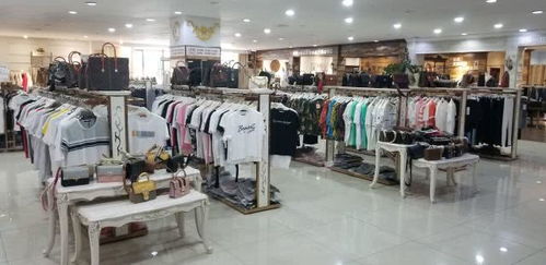 合肥服裝工廠店T恤10元一件，是噱頭還是真營銷？小編親歷為你揭秘